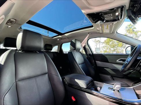 Used 2024 Land Rover Range Rover Velar S image 22