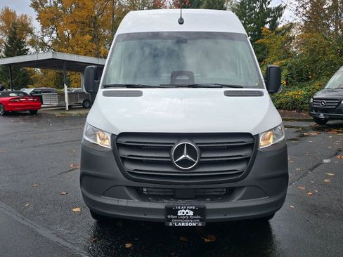 New 2026 Mercedes-Benz Sprinter 3500 image 9