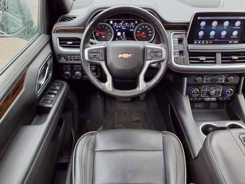 Used 2021 Chevrolet Tahoe Premier w/ Premium Package image 15