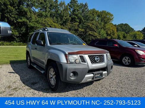 Used 2015 Nissan Xterra S w/ Value Package RWD image 4