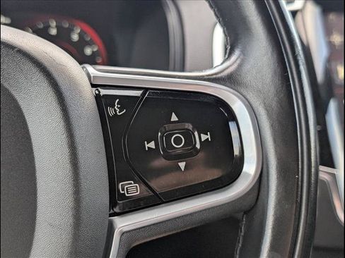 Used 2018 Volvo XC90 T6 Momentum w/ Convenience Package AWD/4WD image 22