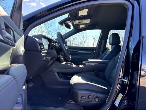 New 2026 GMC Terrain AT4 w/ Convenience Package III image 8