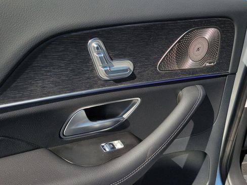 New 2026 Mercedes-Benz GLS 450 4MATIC image 7