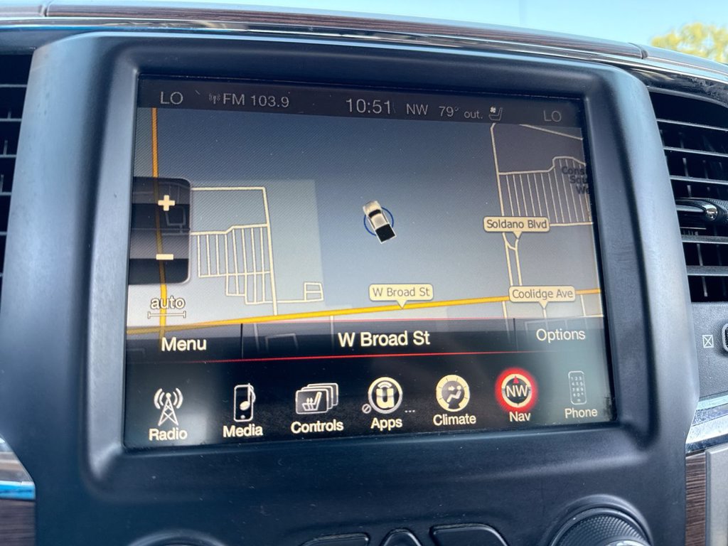 Used 2017 RAM 1500 Laramie w/ Convenience Group AWD/4WD image 18