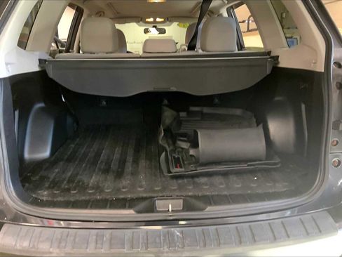 Used 2015 Subaru Forester 2.5i Premium w/ All-Weather Package image 36