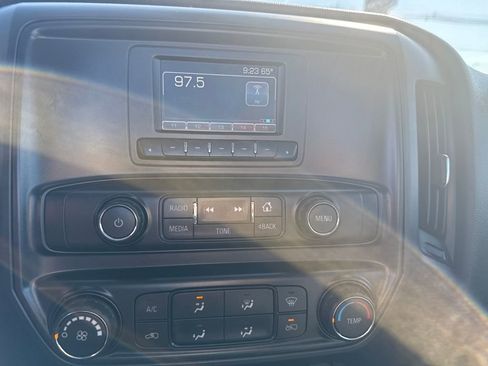 Used 2016 Chevrolet Silverado 2500 W/T image 22