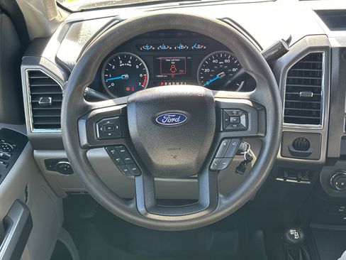 Used 2017 Ford F250 XLT image 23