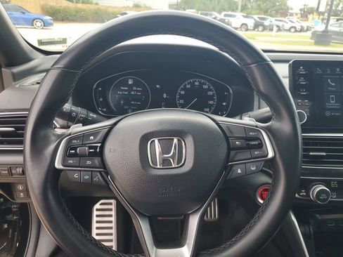 Used 2022 Honda Accord Sport image 16