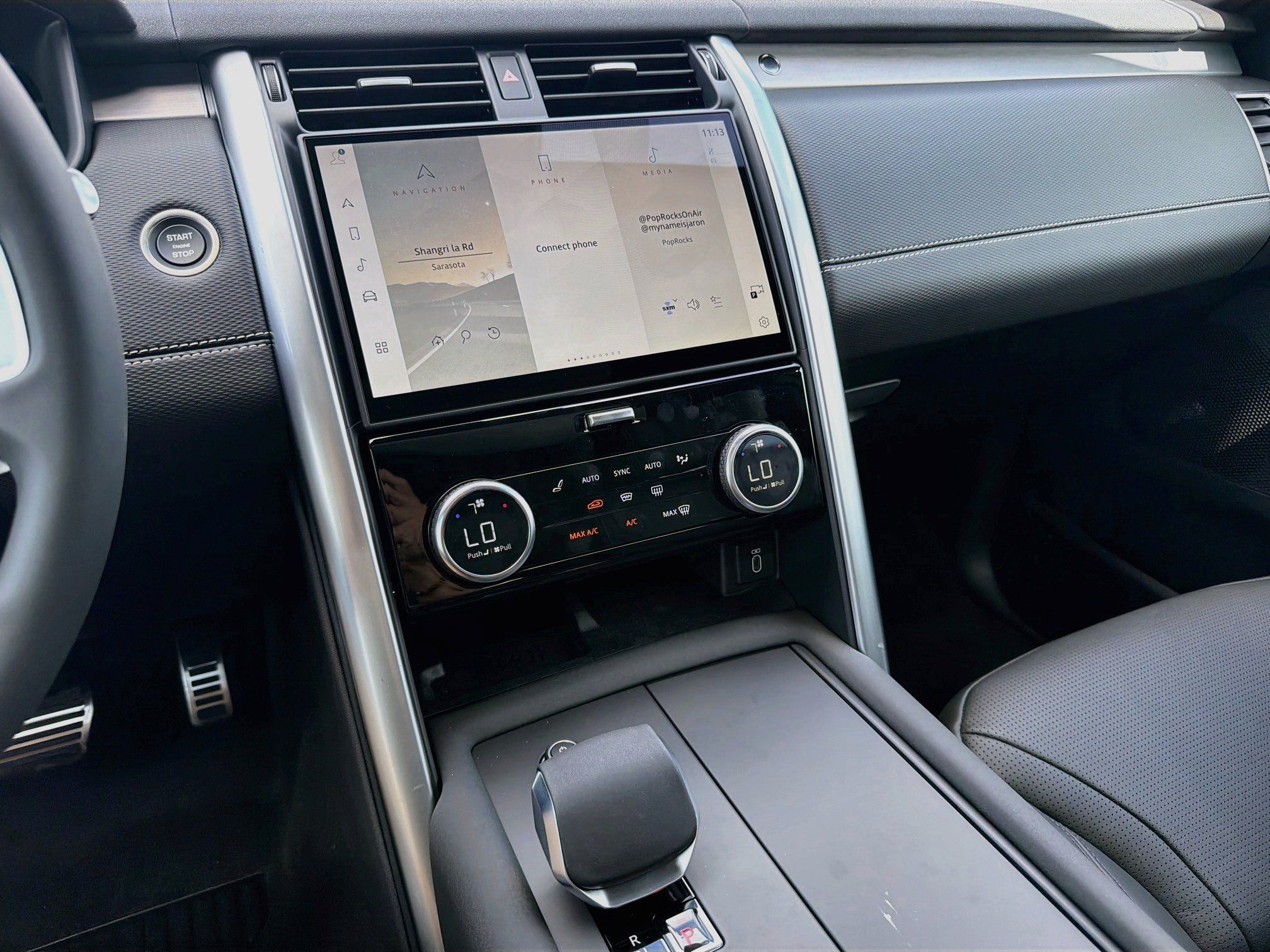 New 2026 Land Rover Discovery Limited Edition AWD/4WD image 29