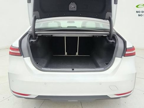 Used 2025 BMW 540i xDrive AWD/4WD image 21