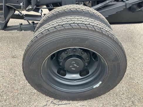 New 2026 RAM 5500 Tradesman AWD/4WD image 9
