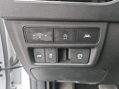 Used 2022 Hyundai Sonata SE image 16