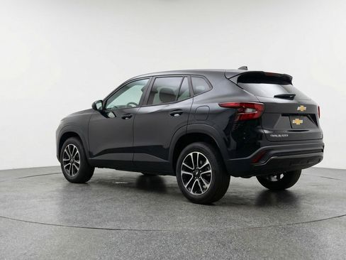 Used 2025 Chevrolet TrailBlazer LT image 6