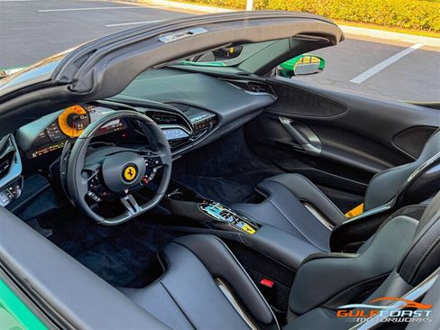 Used 2024 Ferrari SF90 Spider AWD/4WD image 2