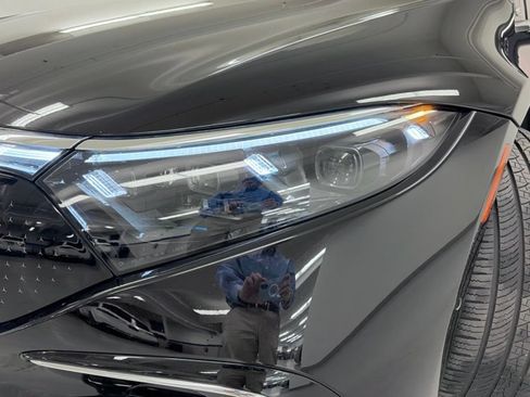 Certified 2023 Mercedes-Benz EQS 580 4MATIC Sedan image 11