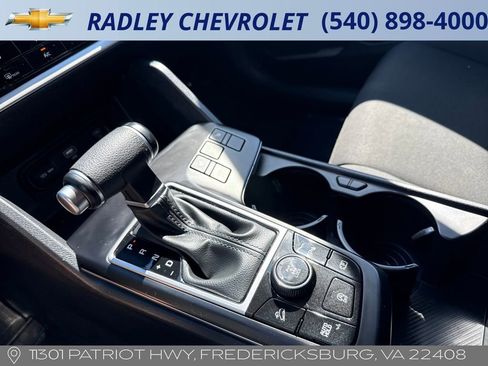 Used 2024 Kia Sportage LX image 18