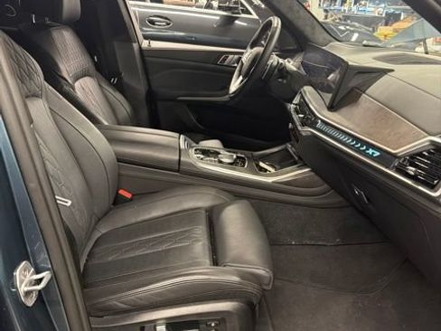 Certified 2024 BMW X7 xDrive40i AWD/4WD image 9