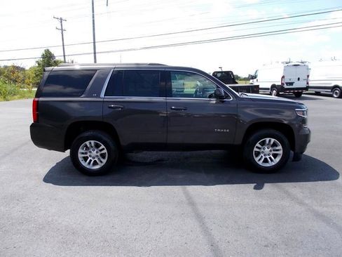 Used 2017 Chevrolet Tahoe LT image 12
