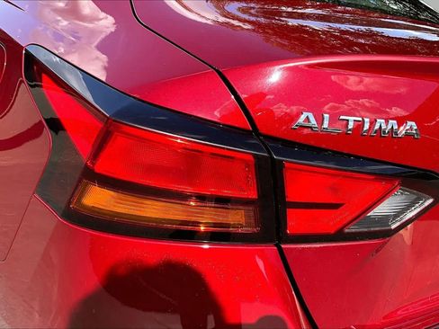 Used 2022 Nissan Altima 2.5 SV w/ SV Premium Package FWD image 57