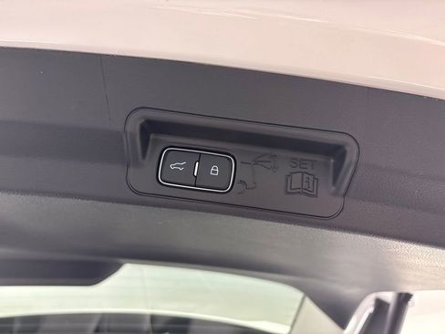 Certified 2025 Ford Explorer Active w/ Active Comfort Package image 35