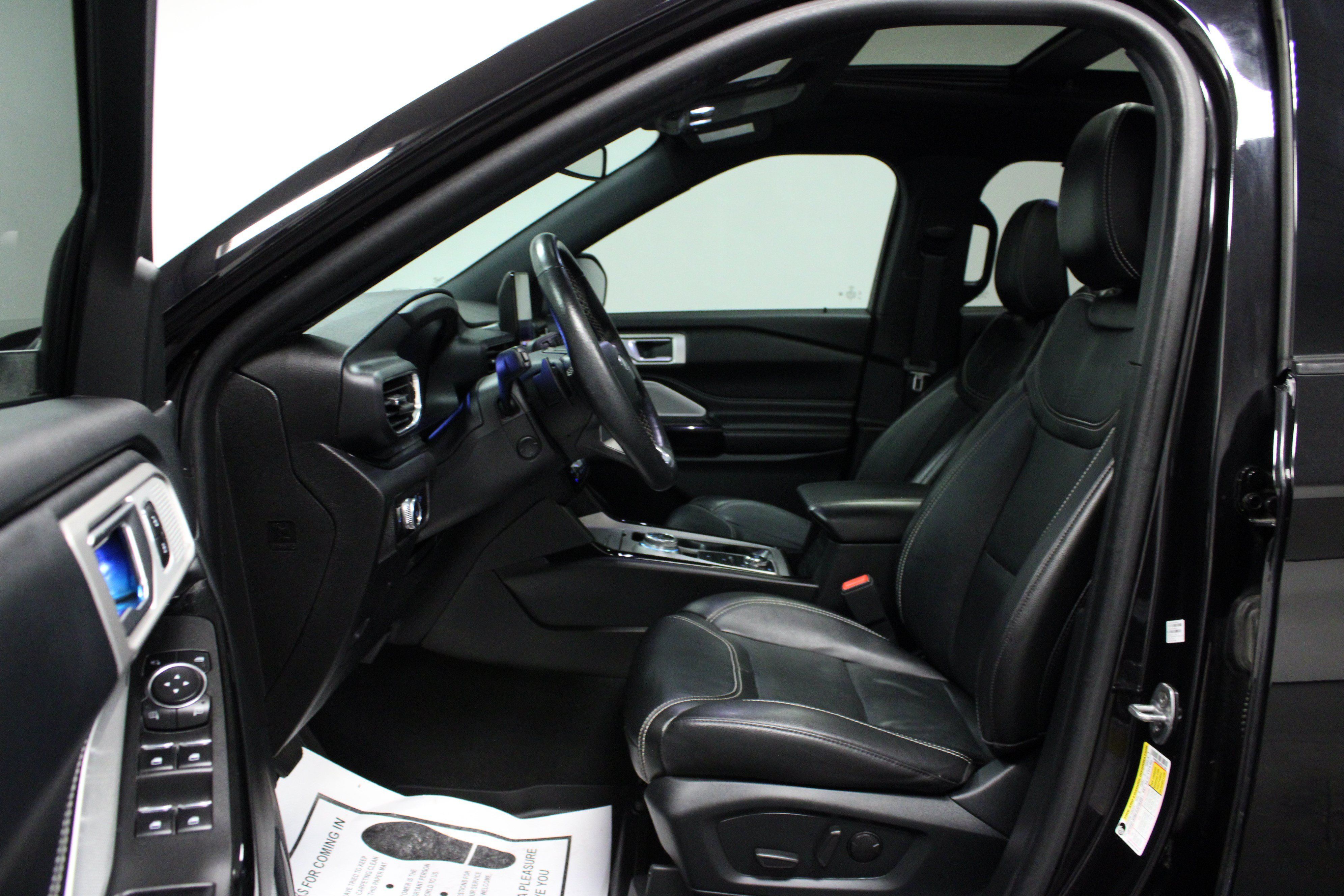 Used 2023 Ford Explorer ST w/ Equipment Group 401A AWD/4WD image 12