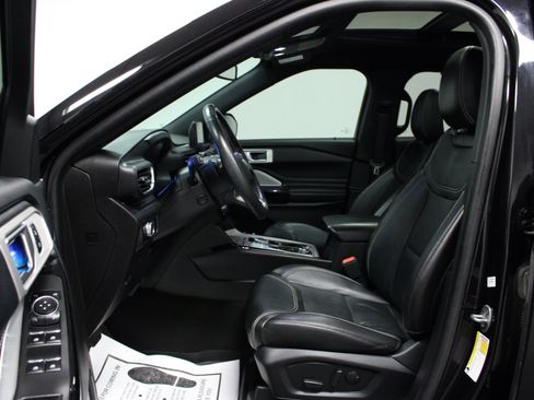 Used 2023 Ford Explorer ST w/ Equipment Group 401A AWD/4WD image 12