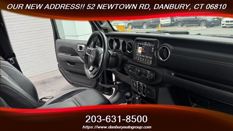 Used 2021 Jeep Wrangler Unlimited Sahara w/ Cold Weather Group AWD/4WD image 16