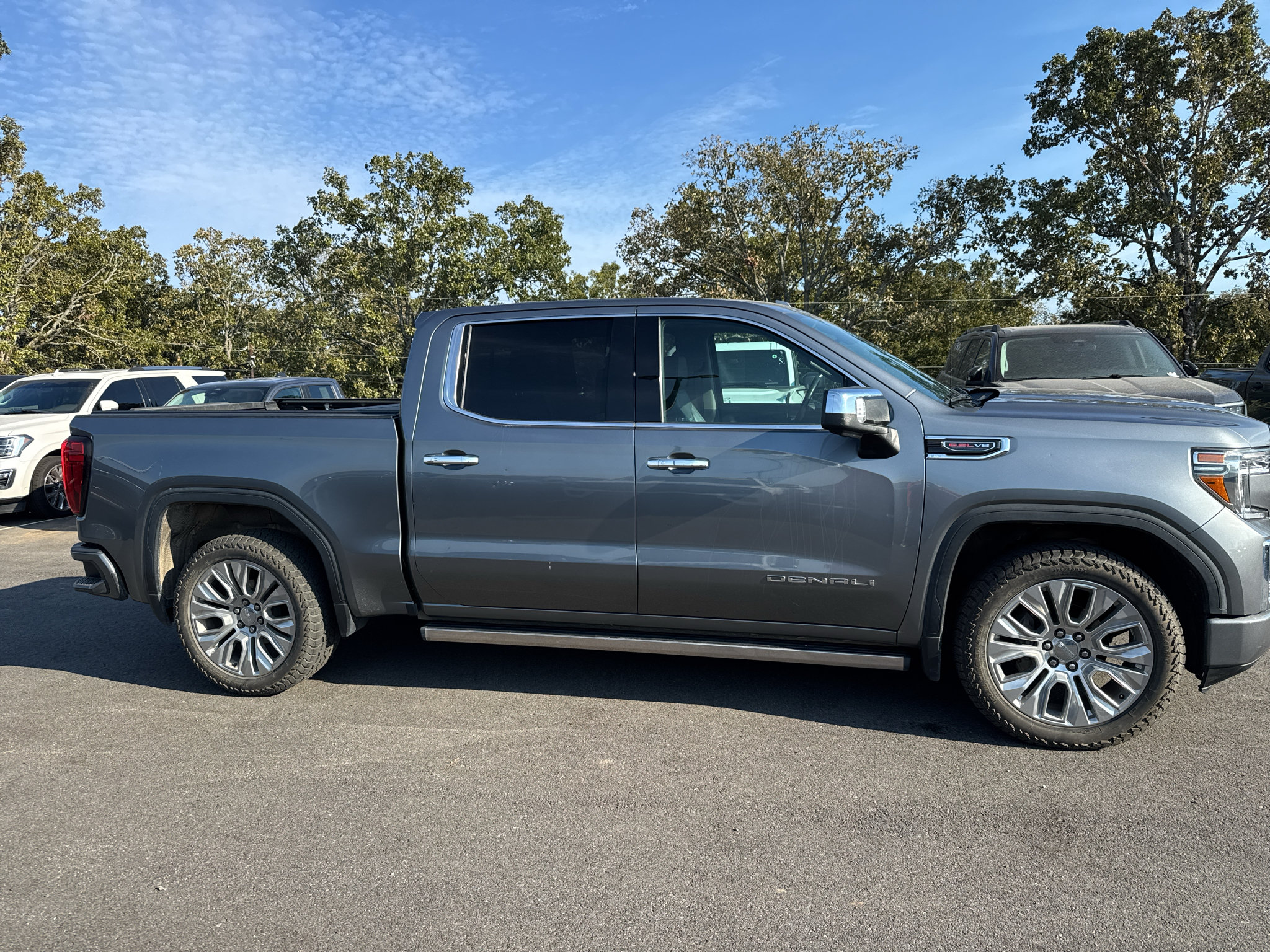 Used 2021 GMC Sierra 1500 Denali w/ Denali Ultimate Package AWD/4WD image 9