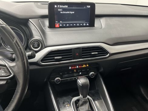 Used 2019 MAZDA CX-9 Touring w/ Touring Premium Package image 18