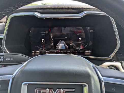 Used 2025 GMC Canyon Elevation w/ Convenience Package RWD image 22