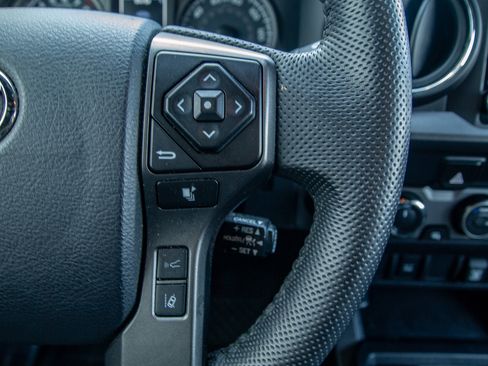 Used 2023 Toyota Tacoma TRD Off-Road AWD/4WD image 23