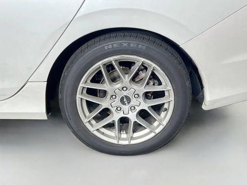 Used 2020 Honda Insight EX image 10