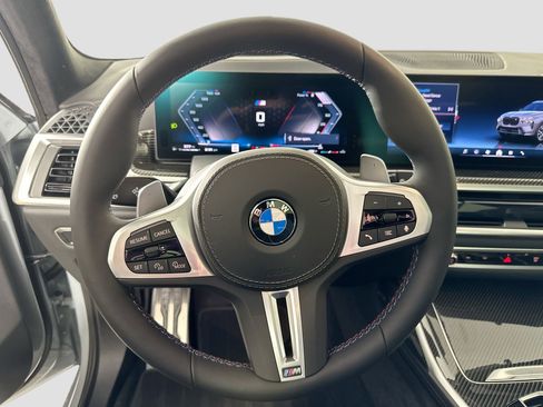 New 2026 BMW X7 M60i image 11