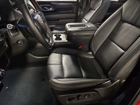 Used 2024 Chevrolet Tahoe RST w/ RST Performance Edition image 16