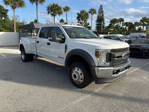 Used 2019 Ford F450 XL w/ Power Equipment Group image 1