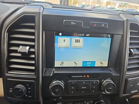 Used 2018 Ford F150 XLT w/ Equipment Group 302A Luxury image 24