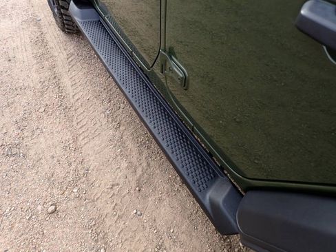 Used 2023 Jeep Wrangler Unlimited AWD/4WD image 9