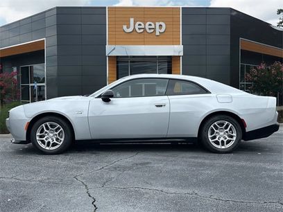 New 2025 Dodge Charger R/T w/ Sun & Sound Package