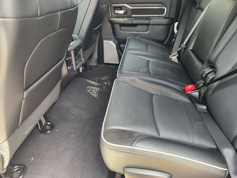 New 2026 RAM 2500 Laramie AWD/4WD image 22