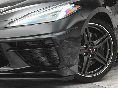 Used 2024 Chevrolet Corvette Stingray Preferred Conv w/ Z51 Performance Package RWD image 40