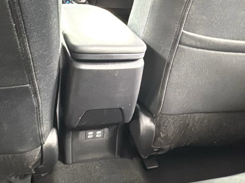 Used 2024 Toyota Prius LE image 35