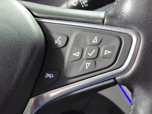 Used 2018 Chevrolet Bolt Premier w/ Driver Confidence II Package FWD image 13