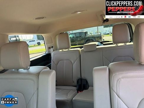 Used 2024 Ford Expedition Limited AWD/4WD image 16