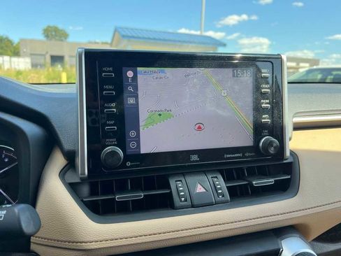 Used 2020 Toyota RAV4 Limited image 57