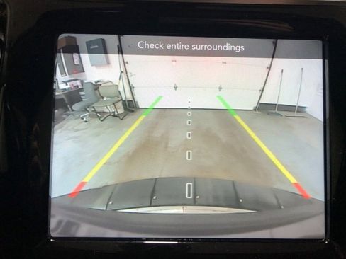 Used 2020 Jeep Cherokee Limited image 30