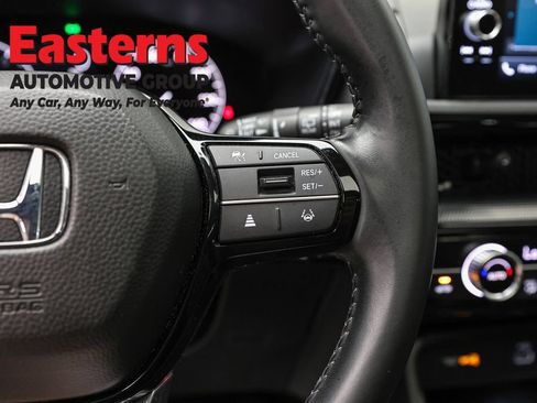 Used 2025 Honda CR-V EX-L image 16
