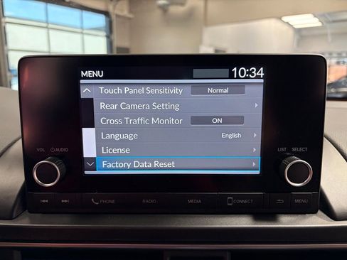 Used 2025 Honda Pilot Sport image 16