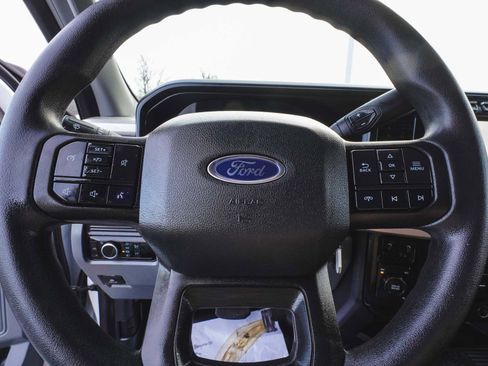 Used 2024 Ford F350 XL w/ Snow Plow/Camper Package image 29