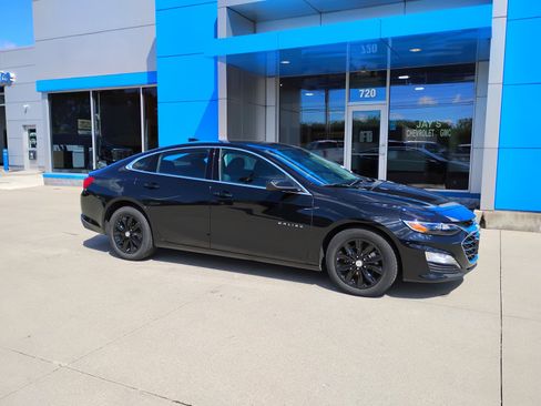 Used 2025 Chevrolet Malibu LT FWD image 5