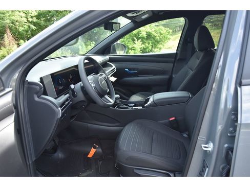 New 2025 Hyundai Santa Cruz SE image 11